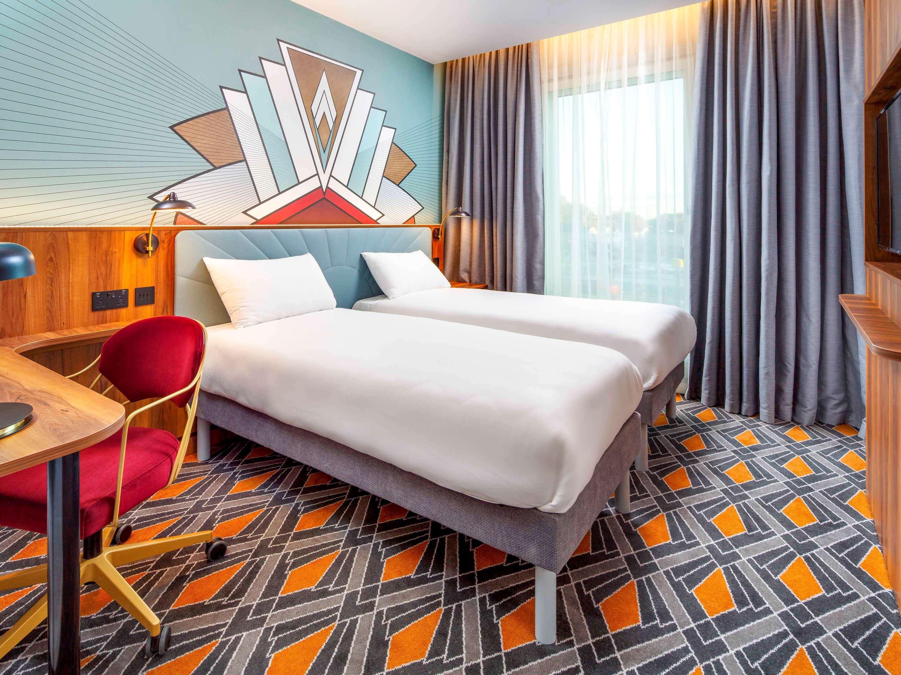 Ibis Styles London Heathrow East Hotel Hounslow Kültér fotó