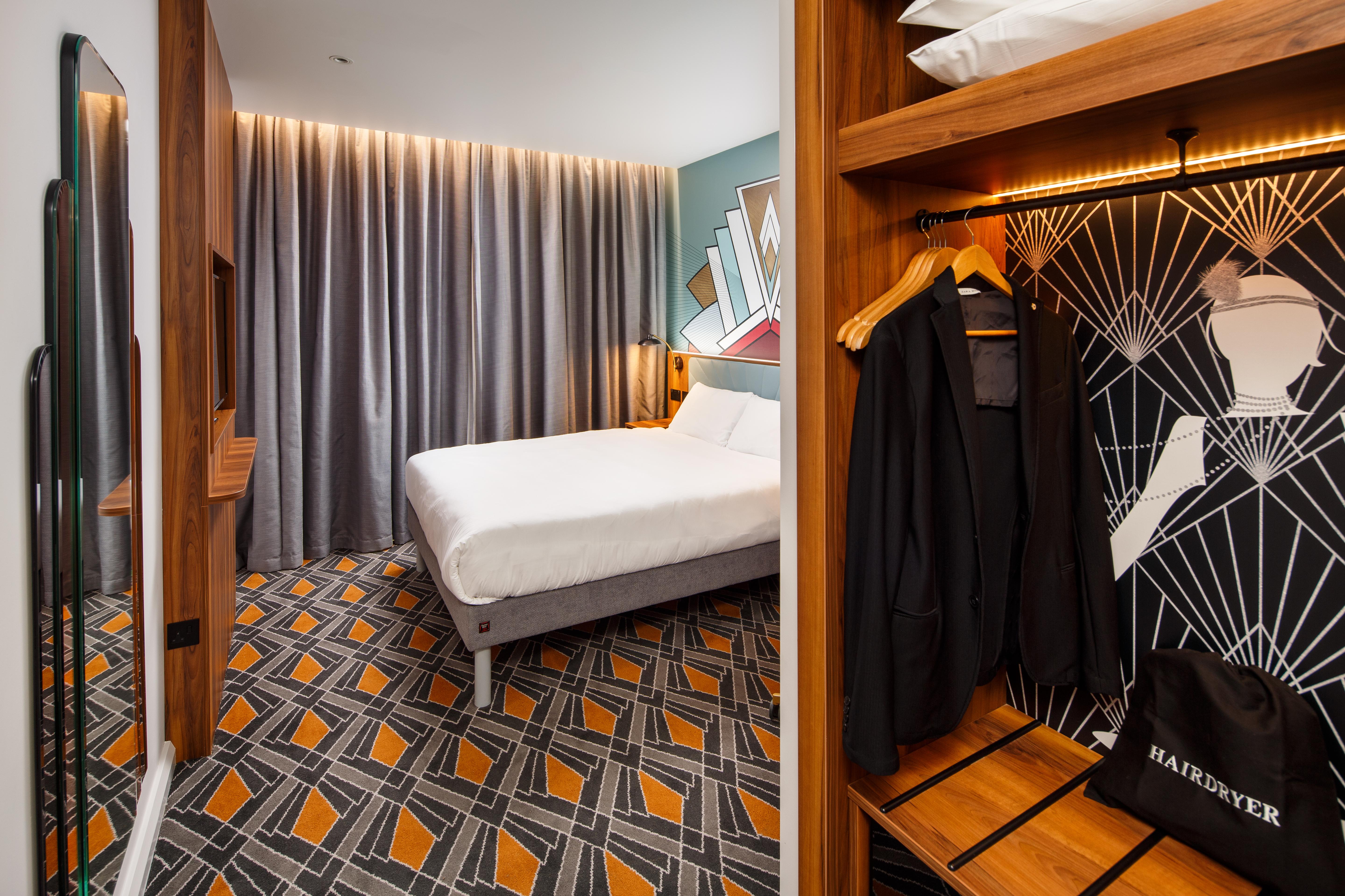 Ibis Styles London Heathrow East Hotel Hounslow Kültér fotó